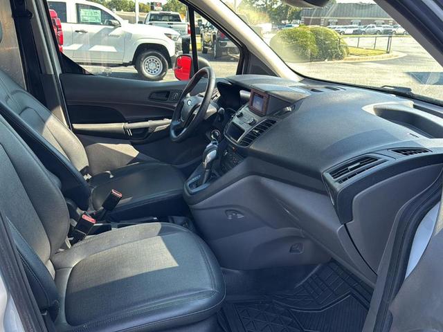 Photo of 2019 Silver Ford Transit Connect