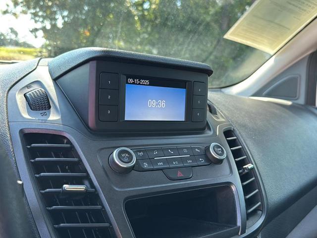 Photo of 2019 Silver Ford Transit Connect