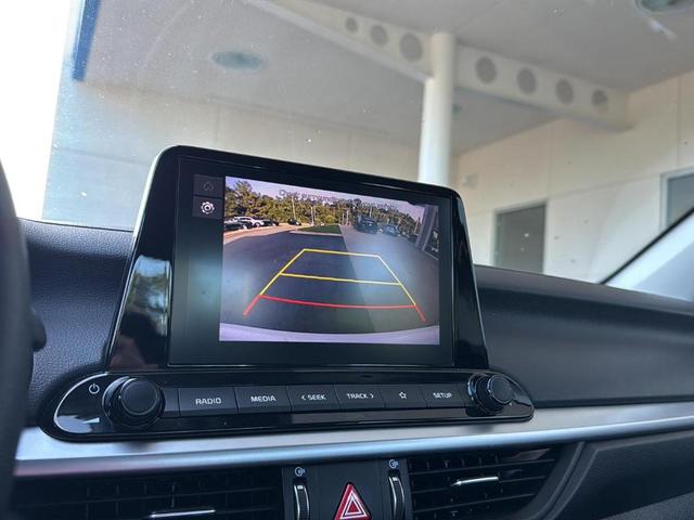 Photo of 2024 Snow White Pearl Kia Forte