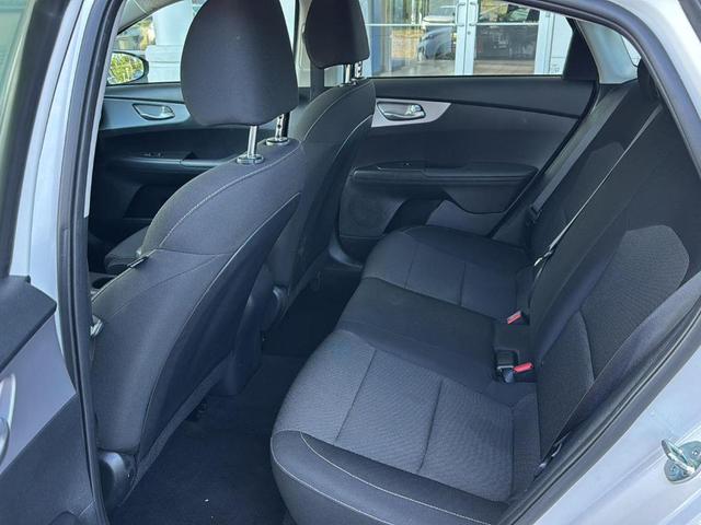 Photo of 2024 Snow White Pearl Kia Forte