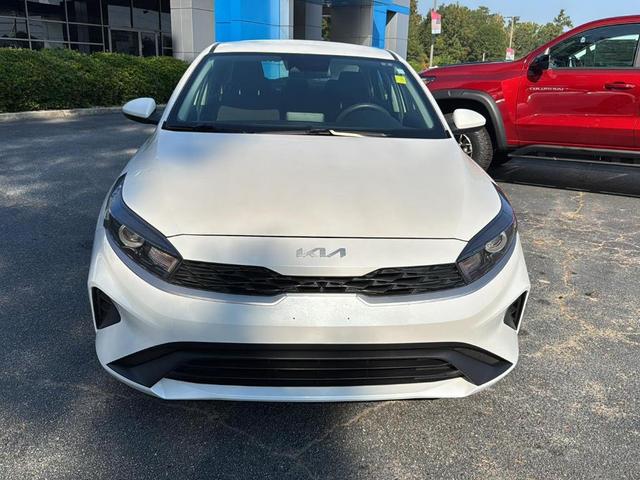 Photo of 2024 Snow White Pearl Kia Forte