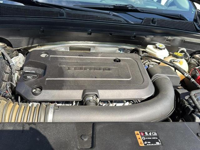 Photo of 2023 Ebony Twilight Metallic Buick Envision