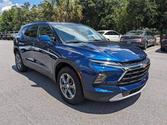Photo of 2023 Blue Glow Metallic Chevrolet Blazer