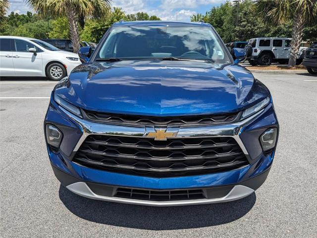 Photo of 2023 Blue Glow Metallic Chevrolet Blazer