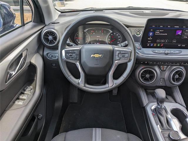 Photo of 2023 Blue Glow Metallic Chevrolet Blazer