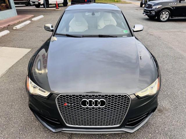 Photo of 2014 Gray Audi RS 5