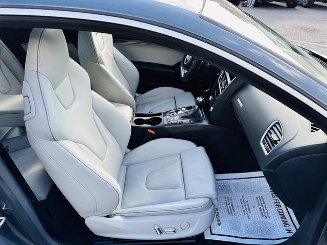 Photo of 2014 Gray Audi RS 5