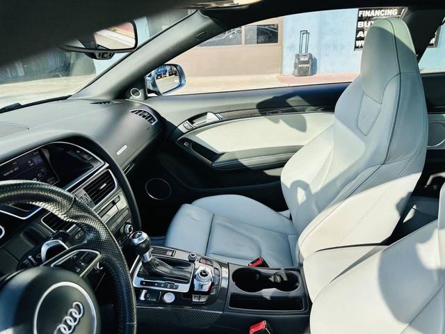 Photo of 2014 Gray Audi RS 5