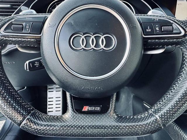 Photo of 2014 Gray Audi RS 5