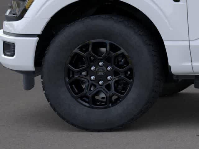 Photo of 2025 Oxford White Ford F-150