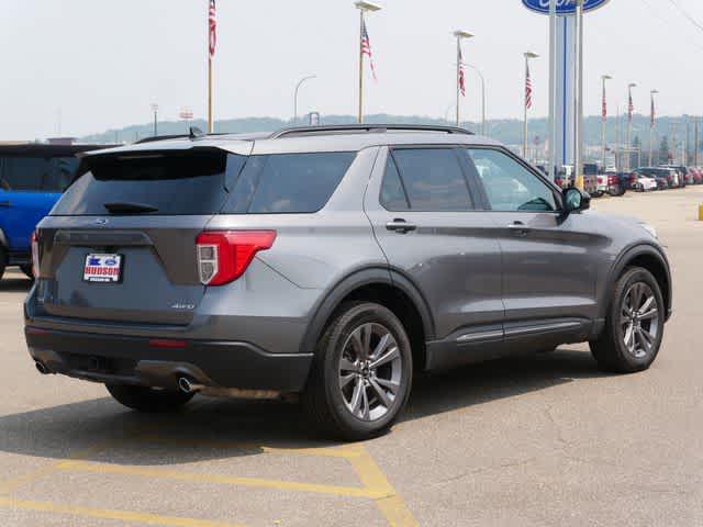 Photo of 2023 Carbonized Gray Metallic Ford Explorer