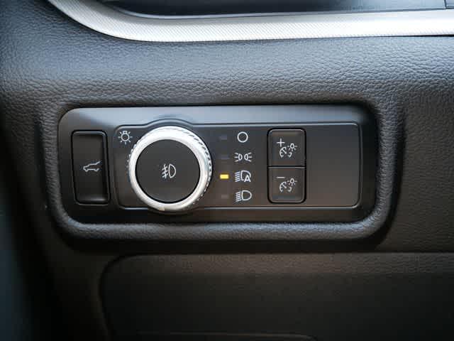 Photo of 2023 Carbonized Gray Metallic Ford Explorer