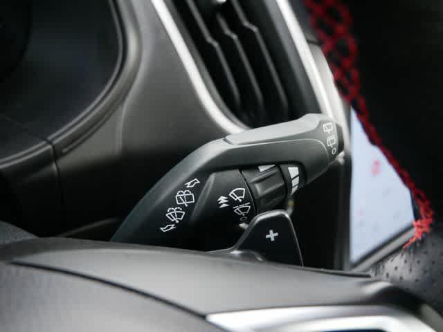 Photo of 2024 Iconic Silver Metallic Ford Edge