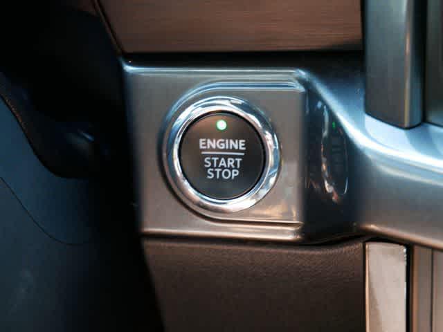 Photo of 2022 Agate Black Metallic Ford F-150
