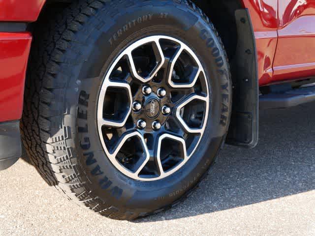 Photo of 2023 Hot Pepper Red Metallic Tinted Clearcoat Ford F-150
