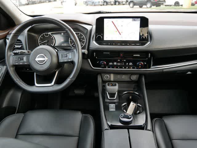 Photo of 2023 Gun Metallic Nissan Rogue