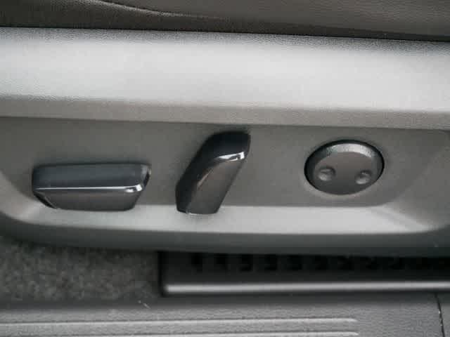 Photo of 2023 Gun Metallic Nissan Rogue