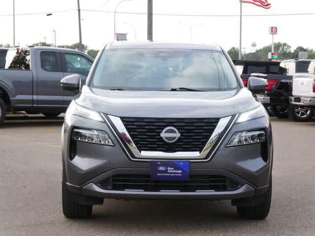 Photo of 2023 Gun Metallic Nissan Rogue