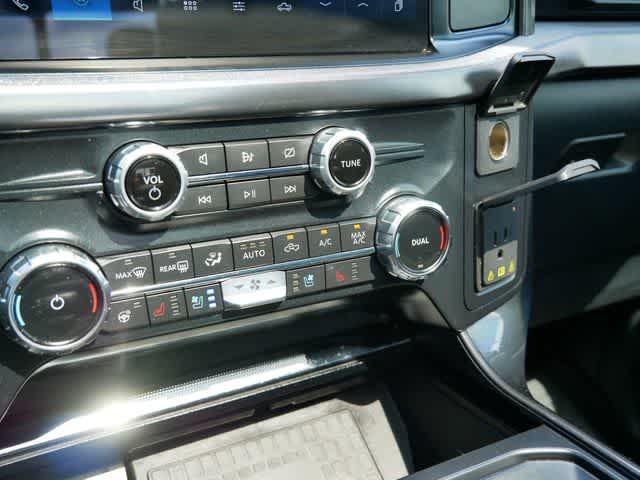 Photo of 2022 Agate Black Metallic Ford F-150