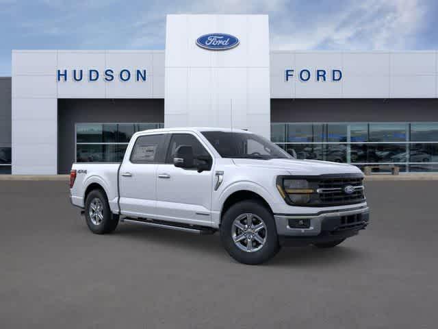 Photo of 2025 Space White Metallic Ford F-150