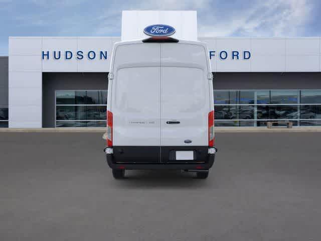 Photo of 2025 Oxford White Ford Transit-250