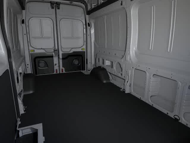 Photo of 2025 Oxford White Ford Transit-250