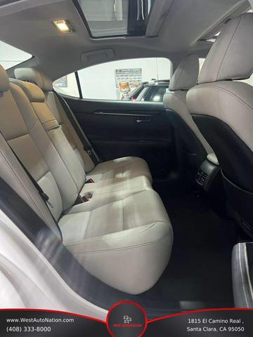 Photo of 2018 Eminent White Pearl Lexus ES 350