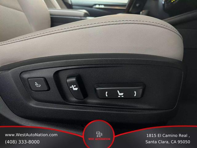 Photo of 2018 Eminent White Pearl Lexus ES 350