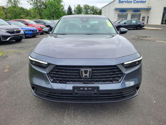 Photo of 2025 Meteorite Gray Metallic Honda Accord
