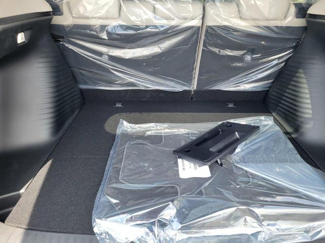 Photo of 2026 Solar Silver Metallic Honda HR-V
