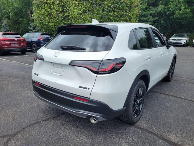 Photo of 2026 Platinum White Pearl Honda HR-V