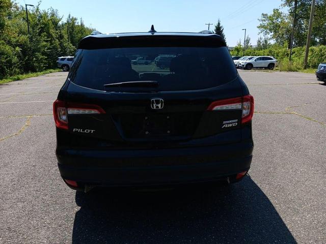 Photo of 2022 Crystal Black Pearl Honda Pilot