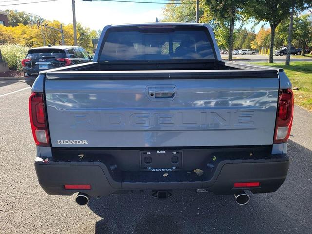 Photo of 2026 Sonic Gray Pearl Honda Ridgeline
