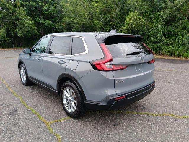 Photo of 2024 Urban Gray Pearl Honda CR-V