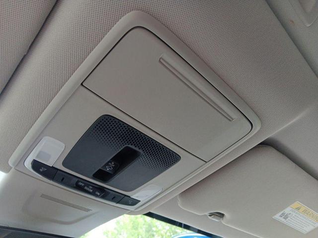 Photo of 2024 Urban Gray Pearl Honda CR-V