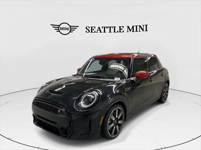 2023 MINI Hardtop