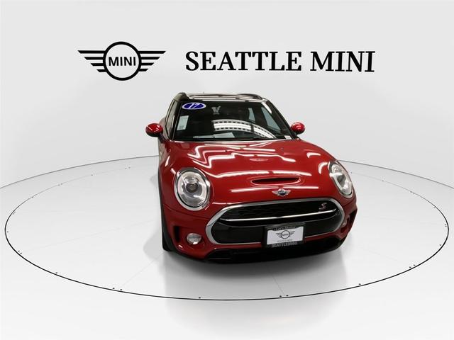 Photo of 2017 Blazing Red Metallic MINI Clubman