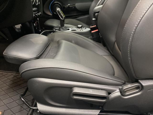 Photo of 2024 Melting Silver III Metallic MINI Hardtop