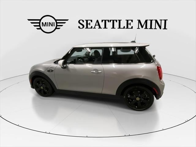 Photo of 2024 Melting Silver III Metallic MINI Hardtop