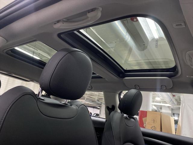 Photo of 2024 Melting Silver III Metallic MINI Hardtop