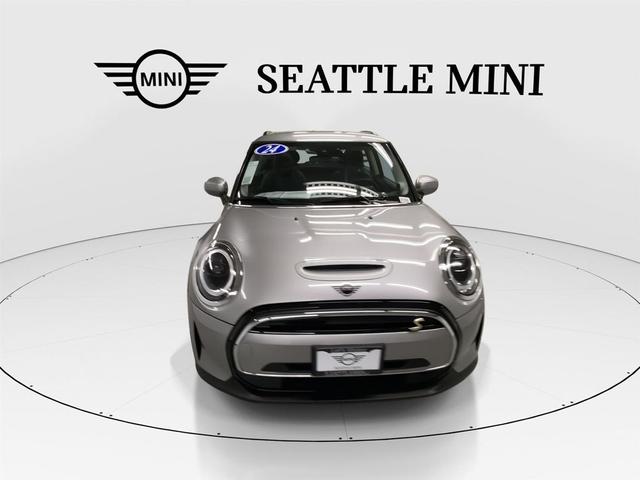 Photo of 2024 Melting Silver III Metallic MINI Hardtop
