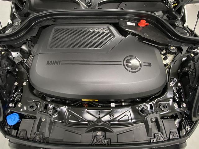 Photo of 2024 Melting Silver III Metallic MINI Hardtop