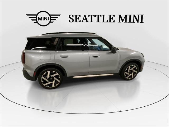 Photo of 2025 Melting Silver III Metallic MINI Countryman