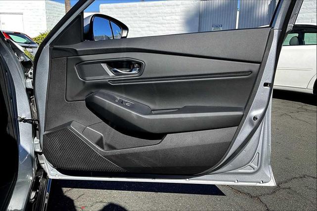 Photo of 2024 Solar Silver Metallic Honda Accord Hybrid