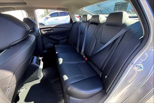 Photo of 2024 Solar Silver Metallic Honda Accord Hybrid