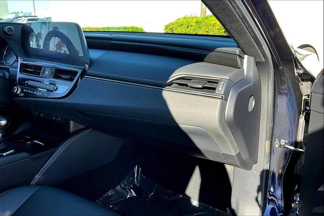 Photo of 2023 Nightfall Mica Lexus ES 300h