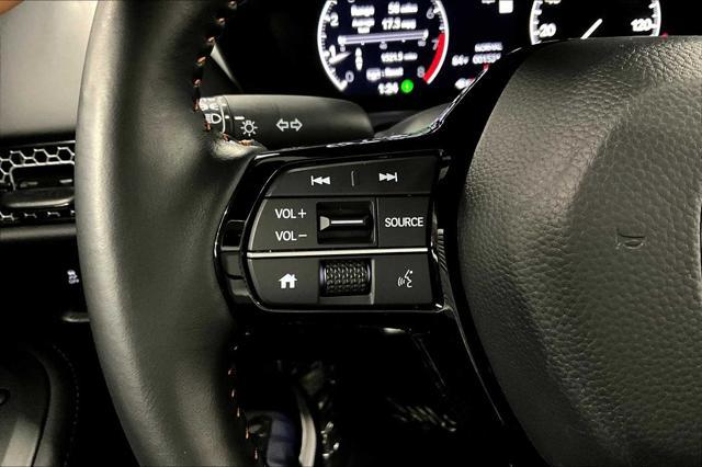 Photo of 2025 Urban Gray Pearl Honda HR-V