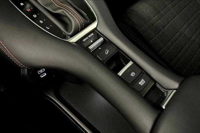 Photo of 2025 Urban Gray Pearl Honda HR-V
