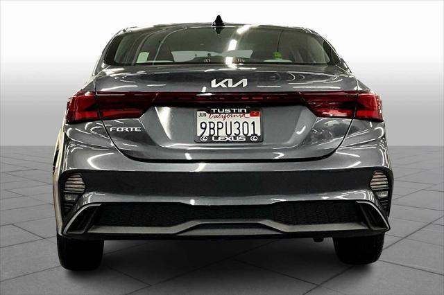 Photo of 2022 Gravity Gray Kia Forte