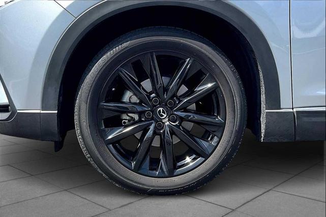 Photo of 2023 Sonic Silver Metallic Mazda CX-9